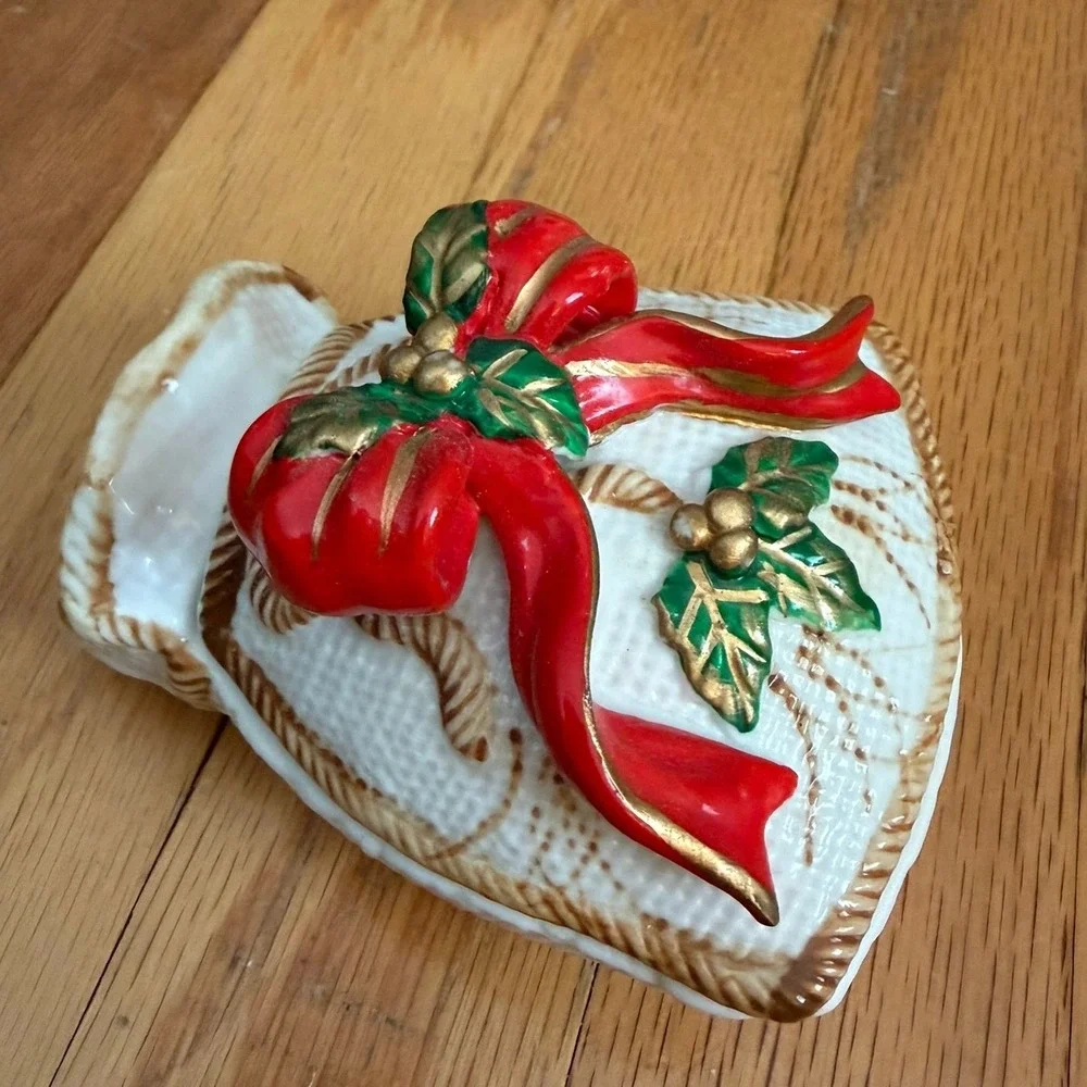 Handcrafted World Bazaar Christmas Holiday Decor‎ Trinket Candy Porcelain Dish
